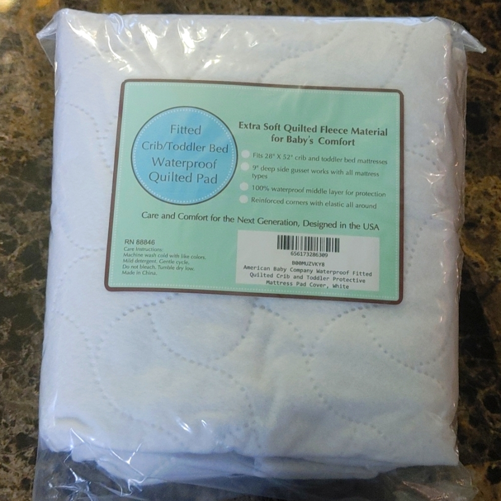 Extra Soft Quilted Fleece Fitted Pad for Crib/Toddler mattress, 28 x 52, White